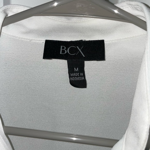 Medium White BCX top - Picture 3 of 5
